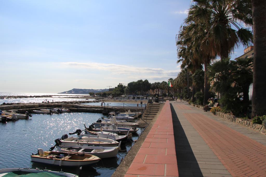 Azzurra Biricchina
